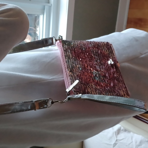 Flippable glittery sequence Meow Purse for small girls 4 to 8 years old. - Picture 6 of 13